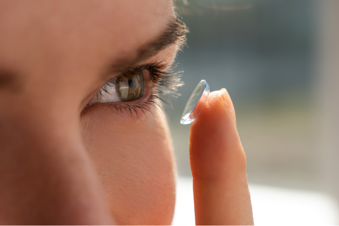 Czym są soczewki o przedłużonym trybie użytkowania?