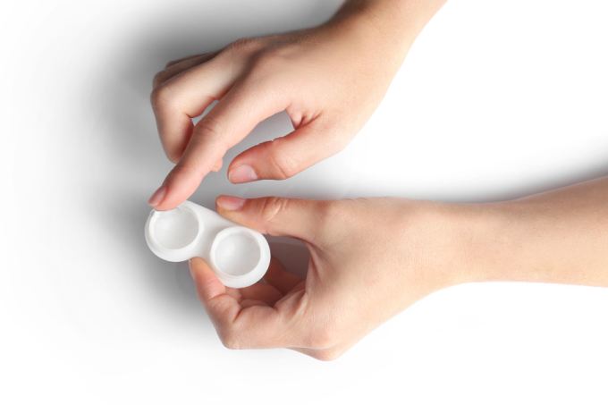 Soczewki dwutygodniowe. Przechowywanie.