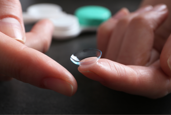 soczewki kontaktowe miesięczne